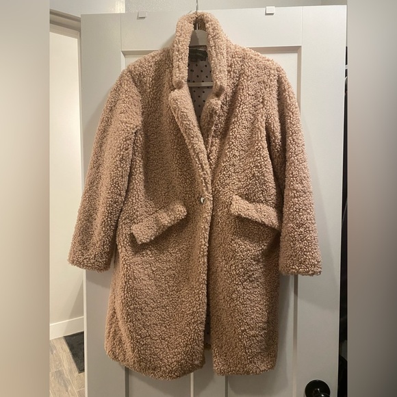 Women's Pink Teddy Coat - Picture 2 of 7